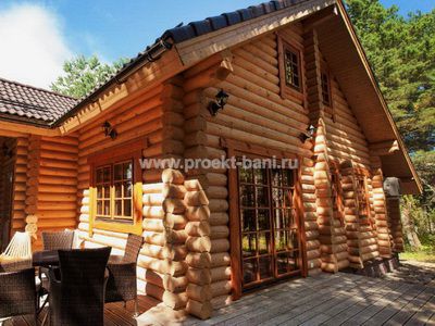 Баня из рубленного бревна
